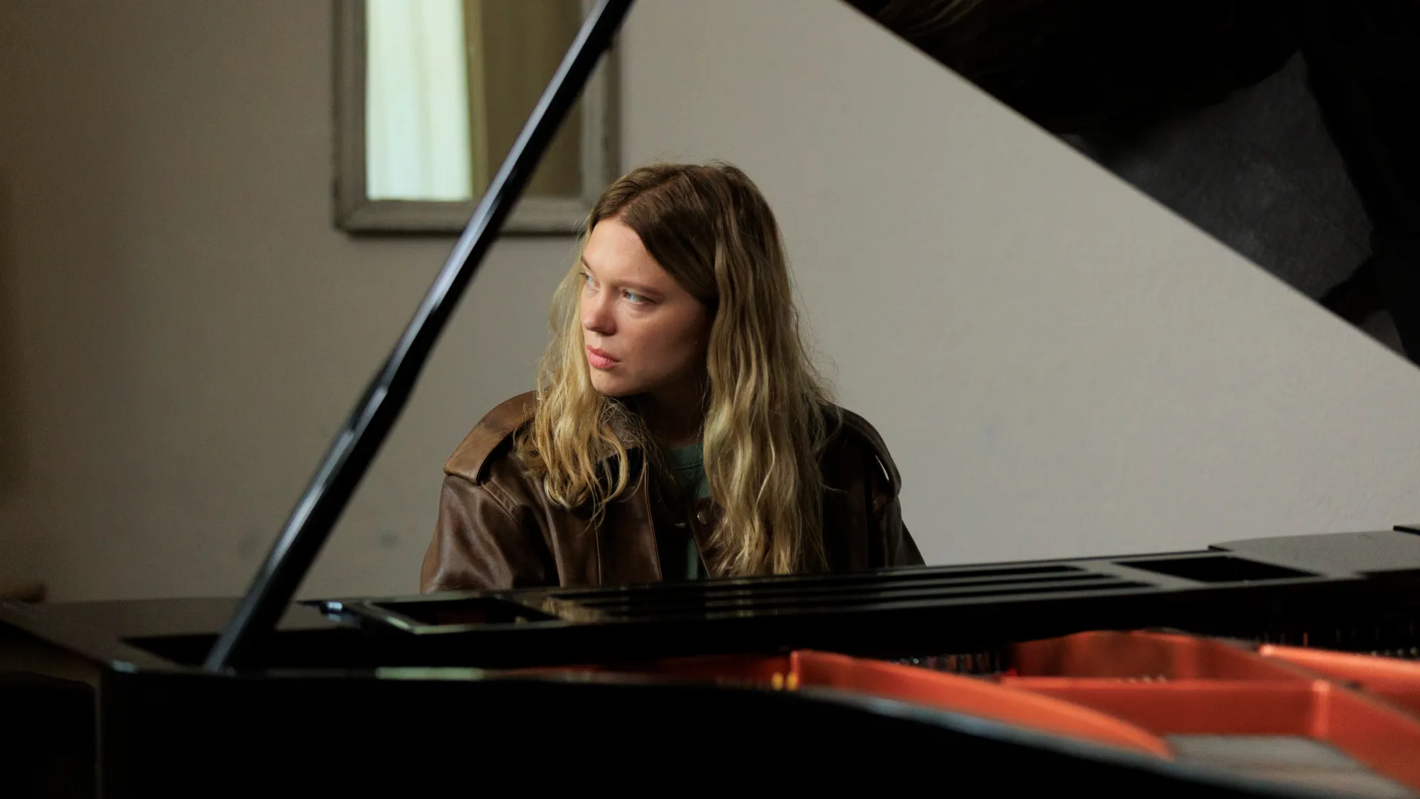 TIFF Review: 'Gentle Monster' Has a Great Léa Seydoux Performance Surrounded by a Film That Can't Quite Keep Up With Her